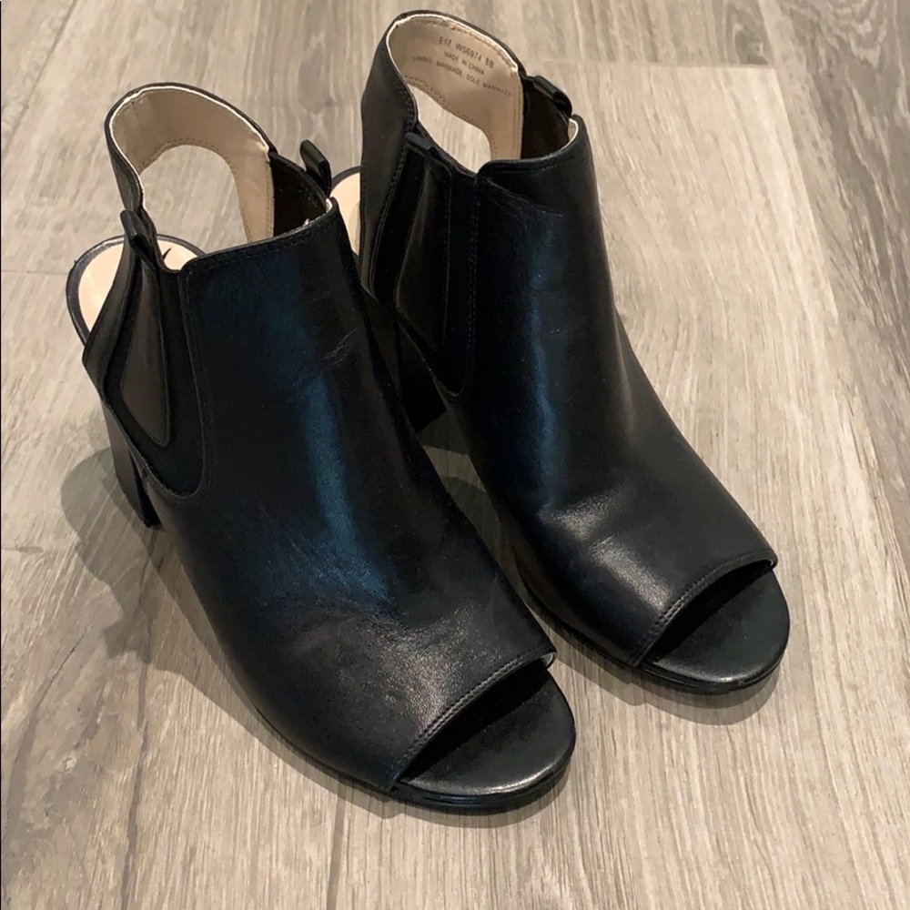 COLE HAAN heels